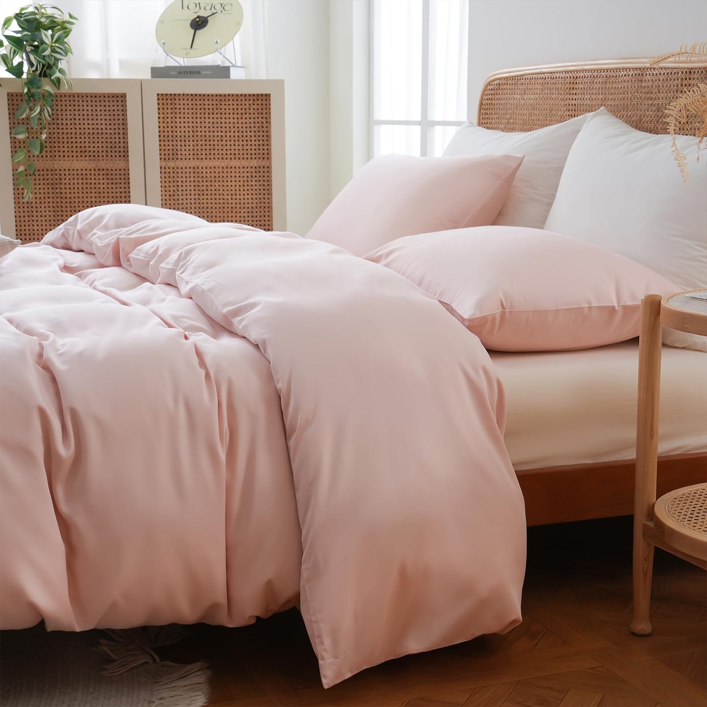 MEISHANG Duvet Cover King Size, 100% Rayon Derived from Bamboo, Luxury Silky Cooling Duvet Cover Set for Hot Sleepers with Zipper Closure and Corner Ties - 3 Piece Set(King, Pink)