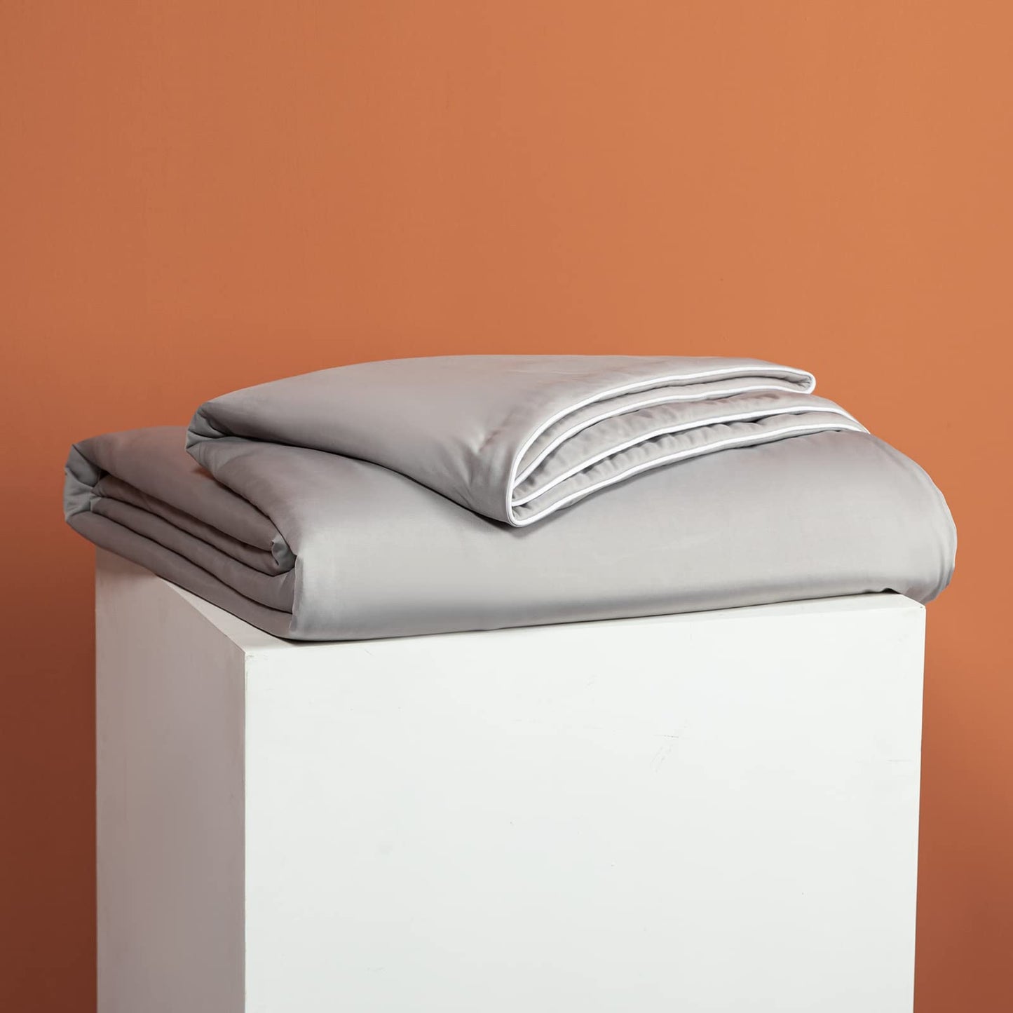 LLanCL Cooling Blankets for Hot Sleepers - Cool Like Ice Cream Blanket for Summer, Lightweight Double-Sided Cooling Comforter Quilt(Twin Size 59" x 79" Grey)