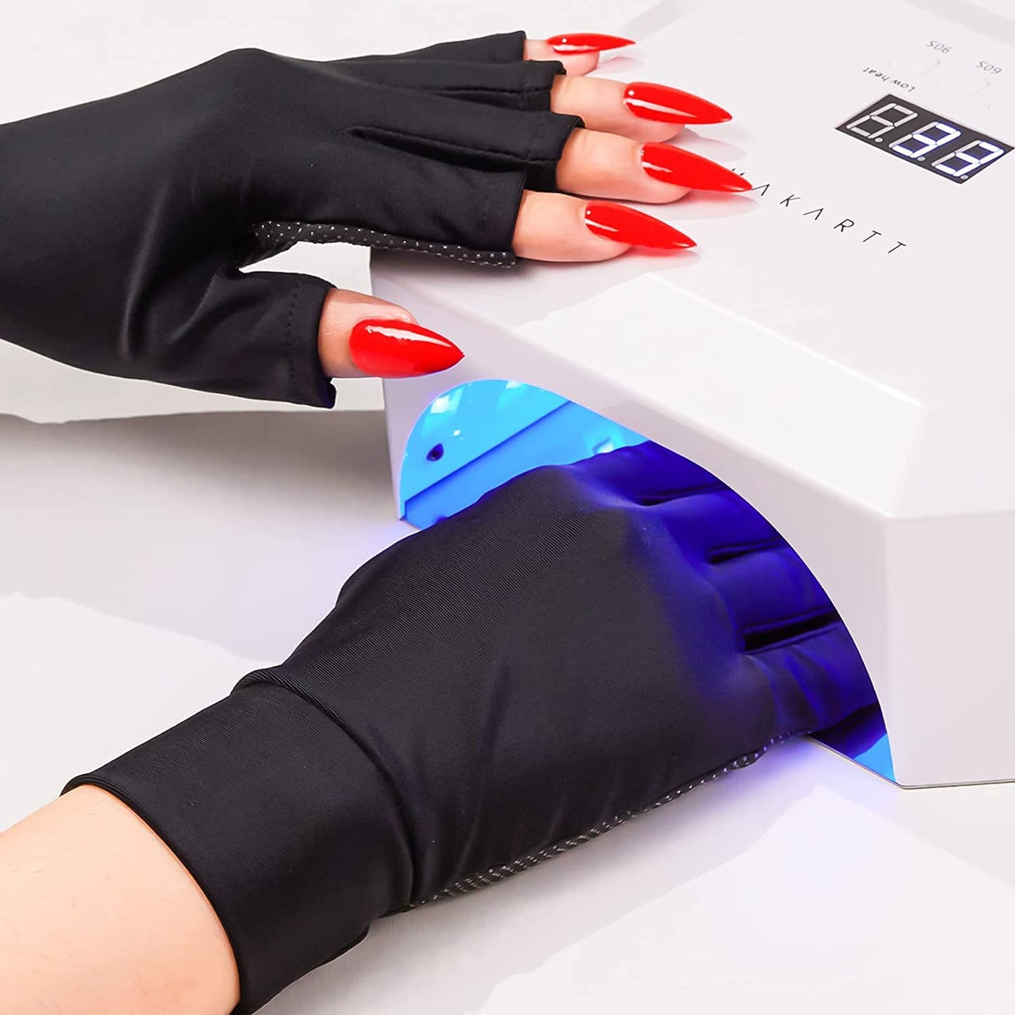 Makartt UV Gloves for Gel Manicures - Professional UPF50+ Fingerless Stretchy Farbric Nail Art Gloves to Protect Hands from Harm for Women Men, Black