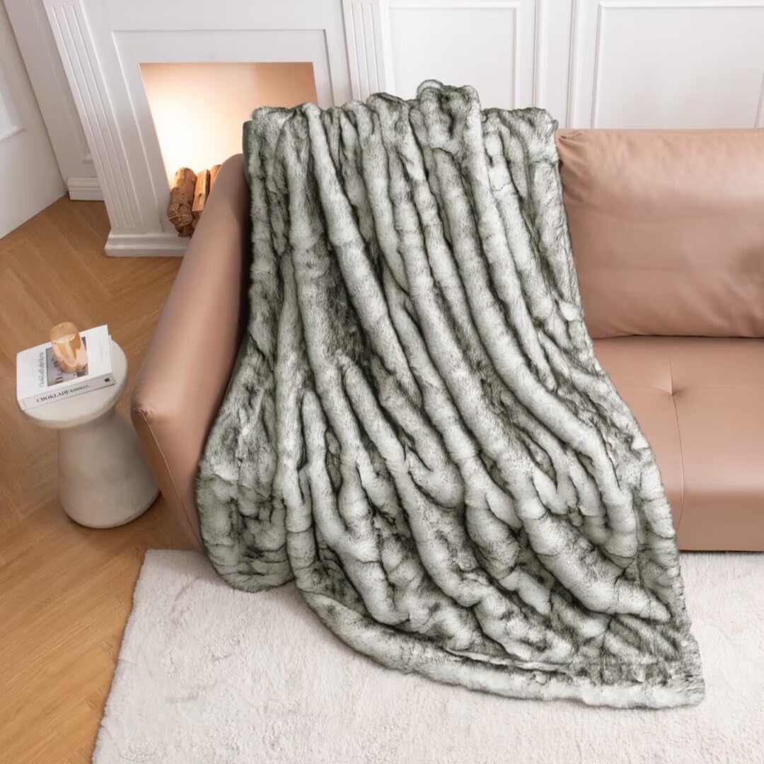 HOMFINE Luxury Faux Fur Blanket - Super Thick Warm Long Fluff Fuzzy Throw Blanket for Bed, Sofa, Couch, Home Decor with Soft Cozy Plush Velvet Back, 60"x80", Off-White with Grey