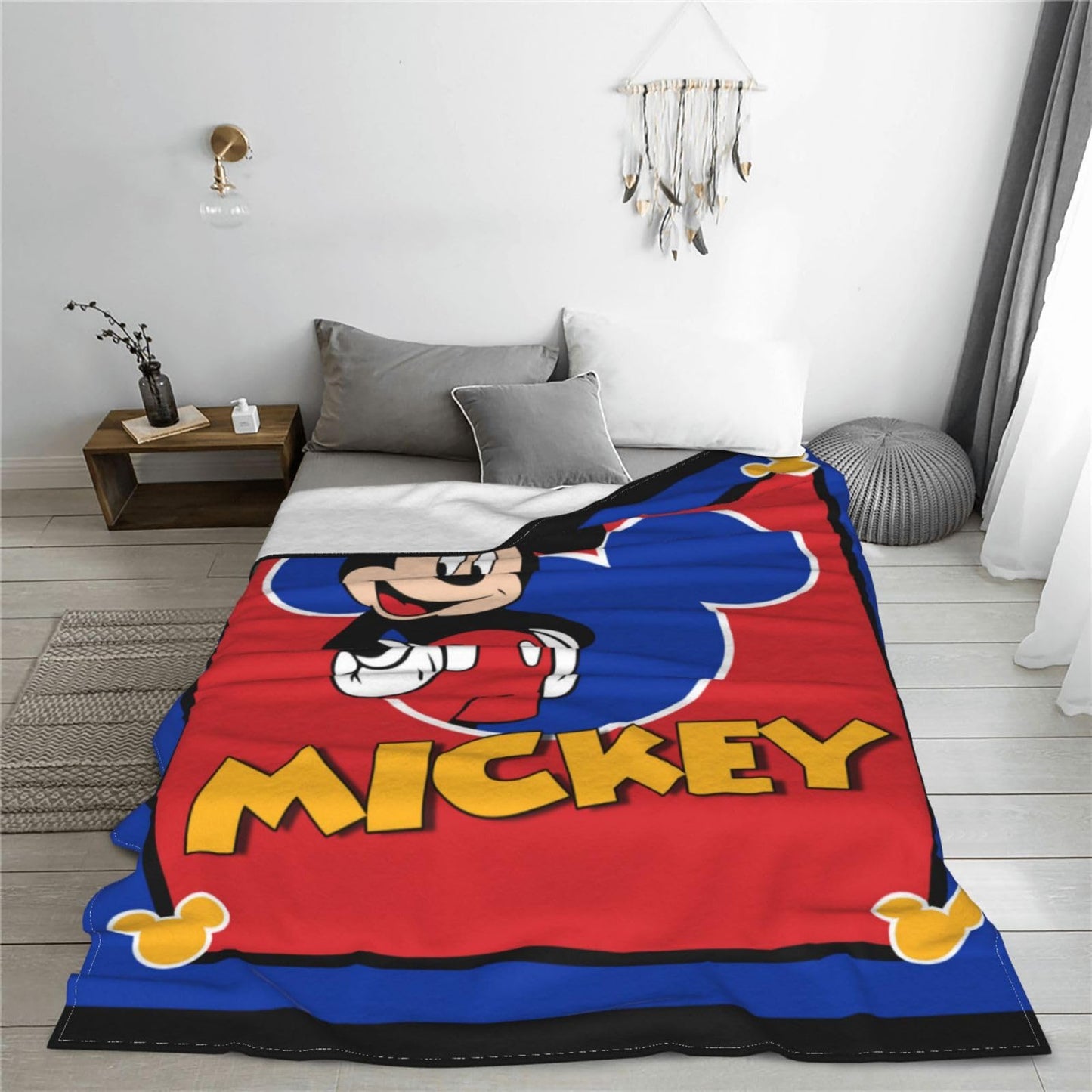 Cartoon Blanket Cute Anime Blanket Suitable for Sofa Living Room Warm and Soft Boys Girls Teenagers Adults