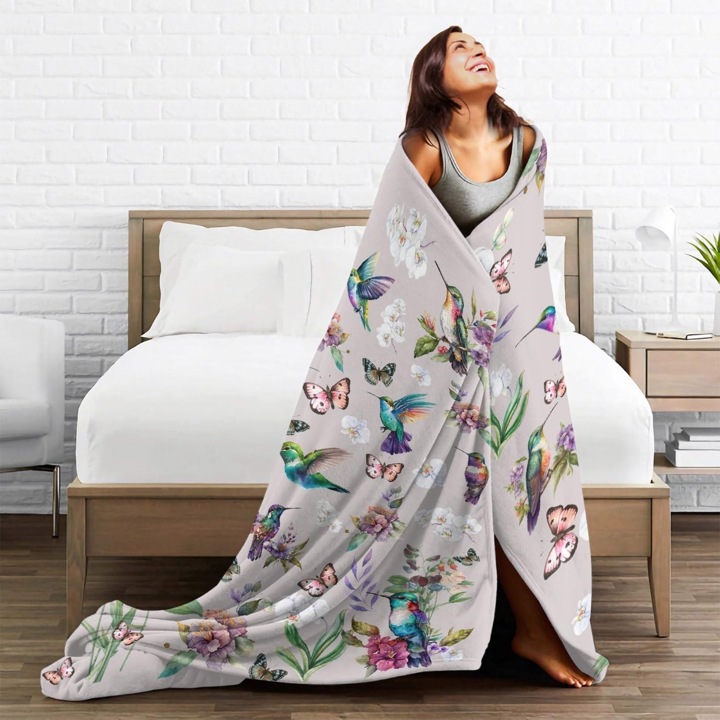 Hummingbird Throw Blanket Butterfly Hummingbirds Theme Blanket for Women Girls Hummingbird Gifts for Bird Lovers Bird Flower Blanket for Couch Bed Outdoor 40"x50"for Kids/Child