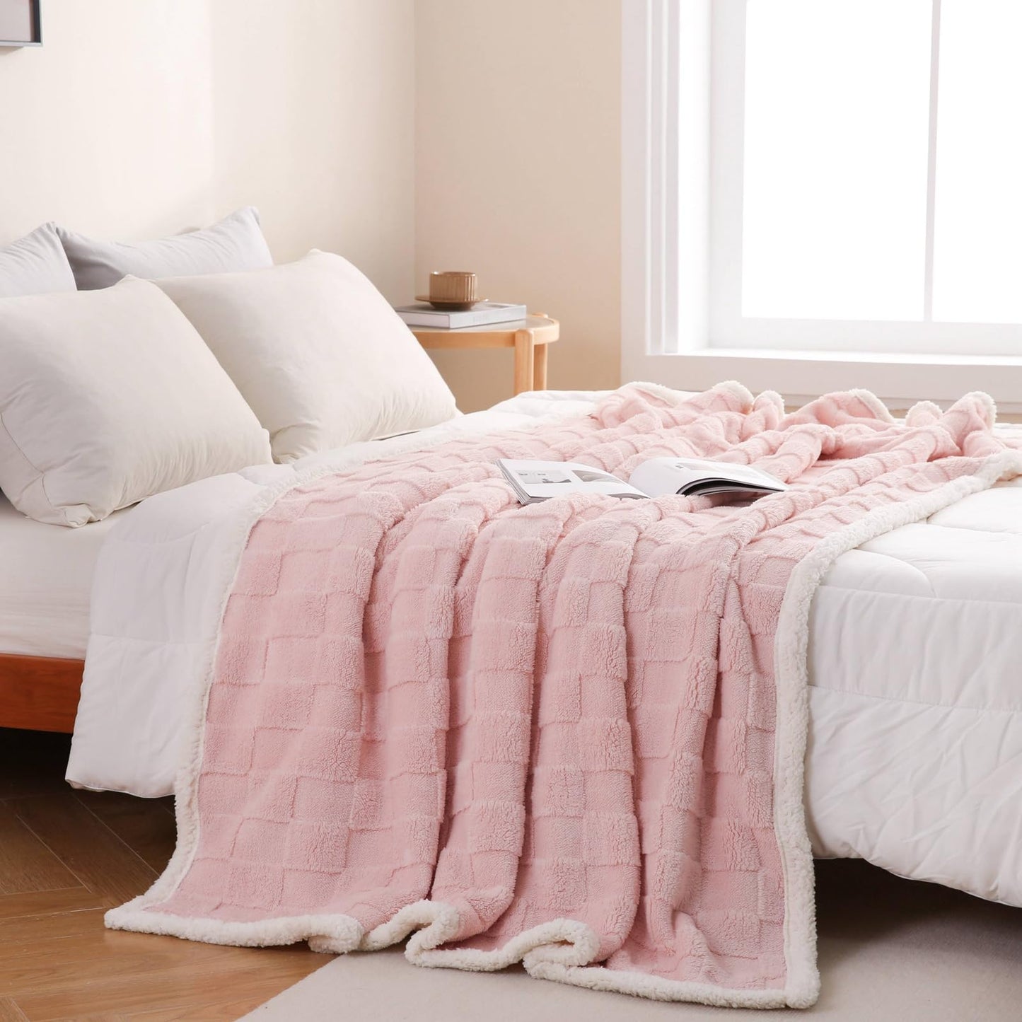 Pink Sherpa Throw Blanket for Couch, Flannel Cozy Soft Blanket for Bed - Fleece, Pink, Home Decor Gifts for Women, 60x80 Inches