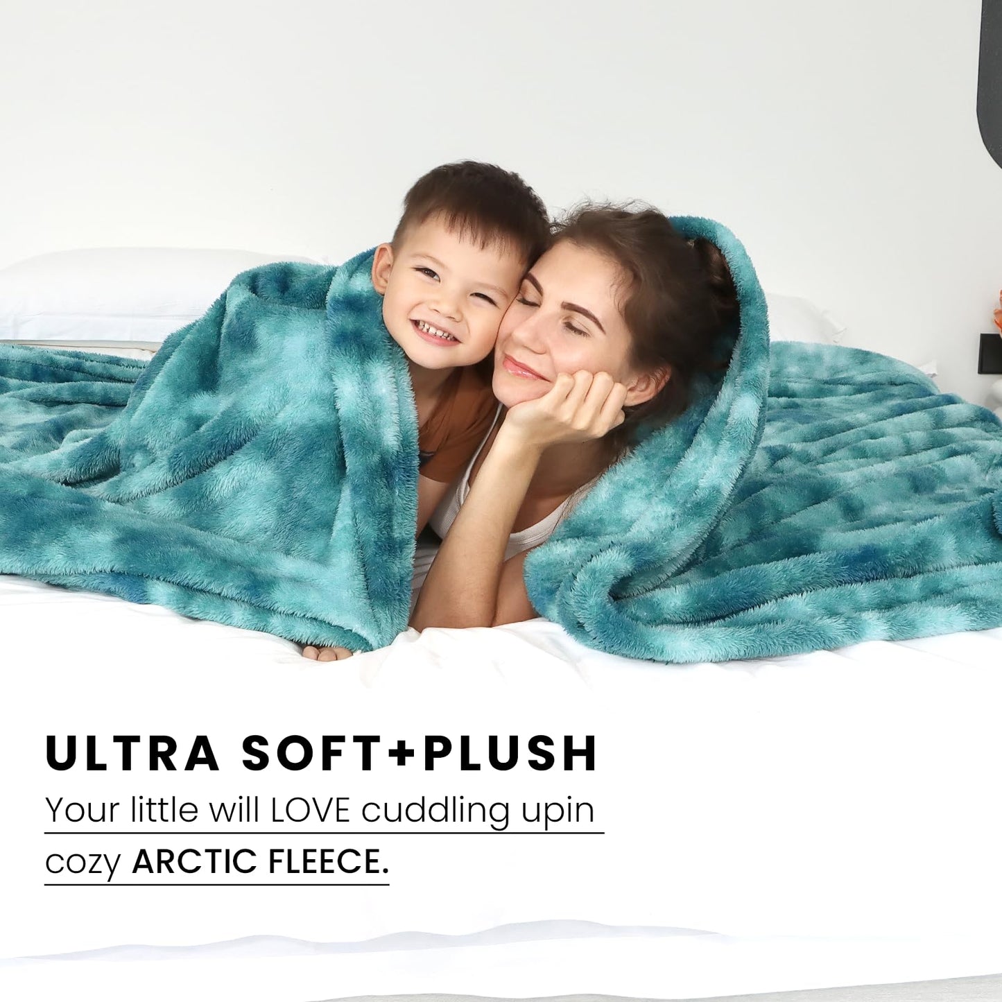 Fleece Throw Blanket Cozy Soft Lightweight Throw Blankets Warm Plush Light Blue Fall Blankets and Throws Couch Sofa Bed Camping Travel Picnic Outdoor Blanket Bedding Kid Baby Boys Girls Adults