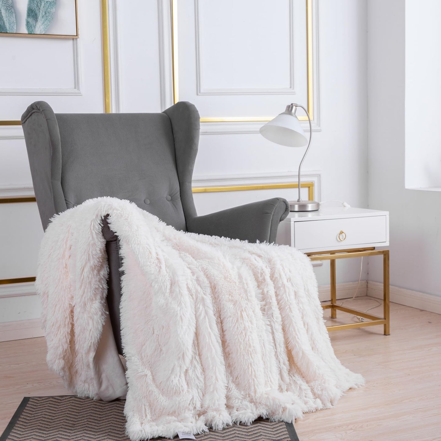 YUSOKI Long Faux Fur Throw Blanket for Sofa Couch,2 Layers,2.1lb,All Ages,Home Decoration, (Cream White,50" x 60")