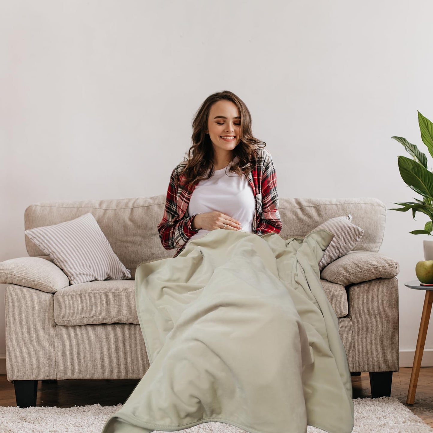 KABOUQI Faraday Protection Blanket, RF Shielding Blanket for Couch & Sofa 43.4x55.1in