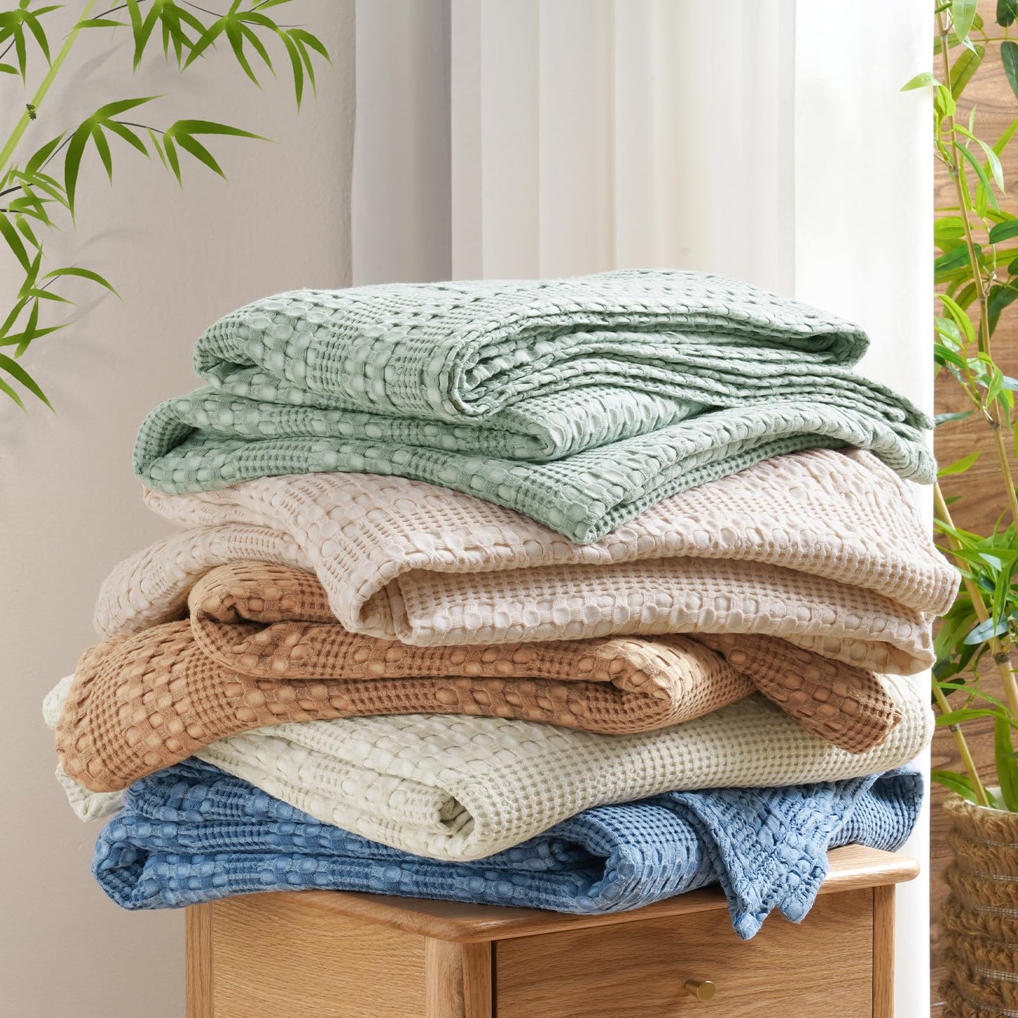 PHF Stone-Washed Cooling Waffle Twin Size Blanket - Lightweight Breathable Summer Blanket, 60% Rayon from Bamboo & 40% Cotton, Luxuriously Soft for Bed & Couch, 66"x90", Light Pink