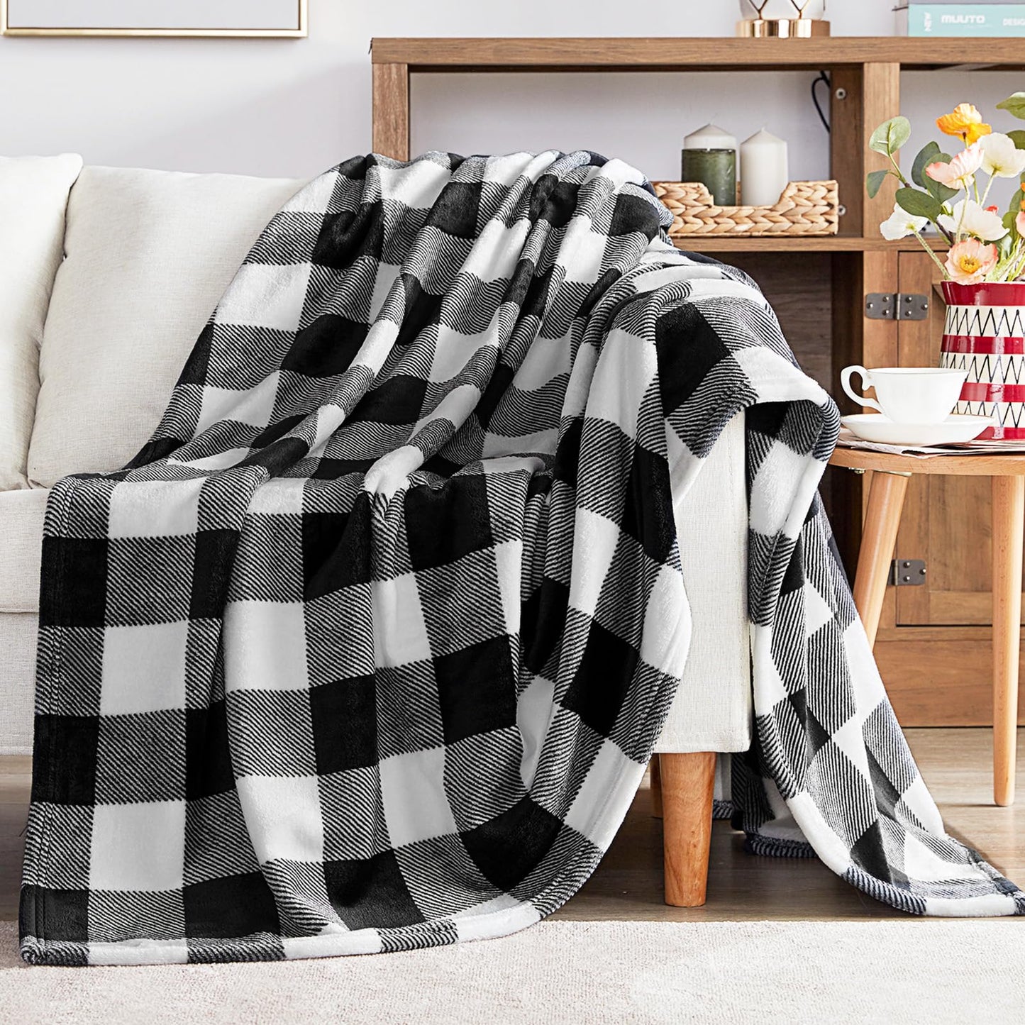 Touchat Fleece Throw Blankets, Buffalo Plaid Throw Blanket for Couch Sofa Bed, Soft Warm Fuzzy Cozy Plush Checkered Blanket, Lightweight Farmhouse Decor(Black and White Plaid, 50“ x60”)