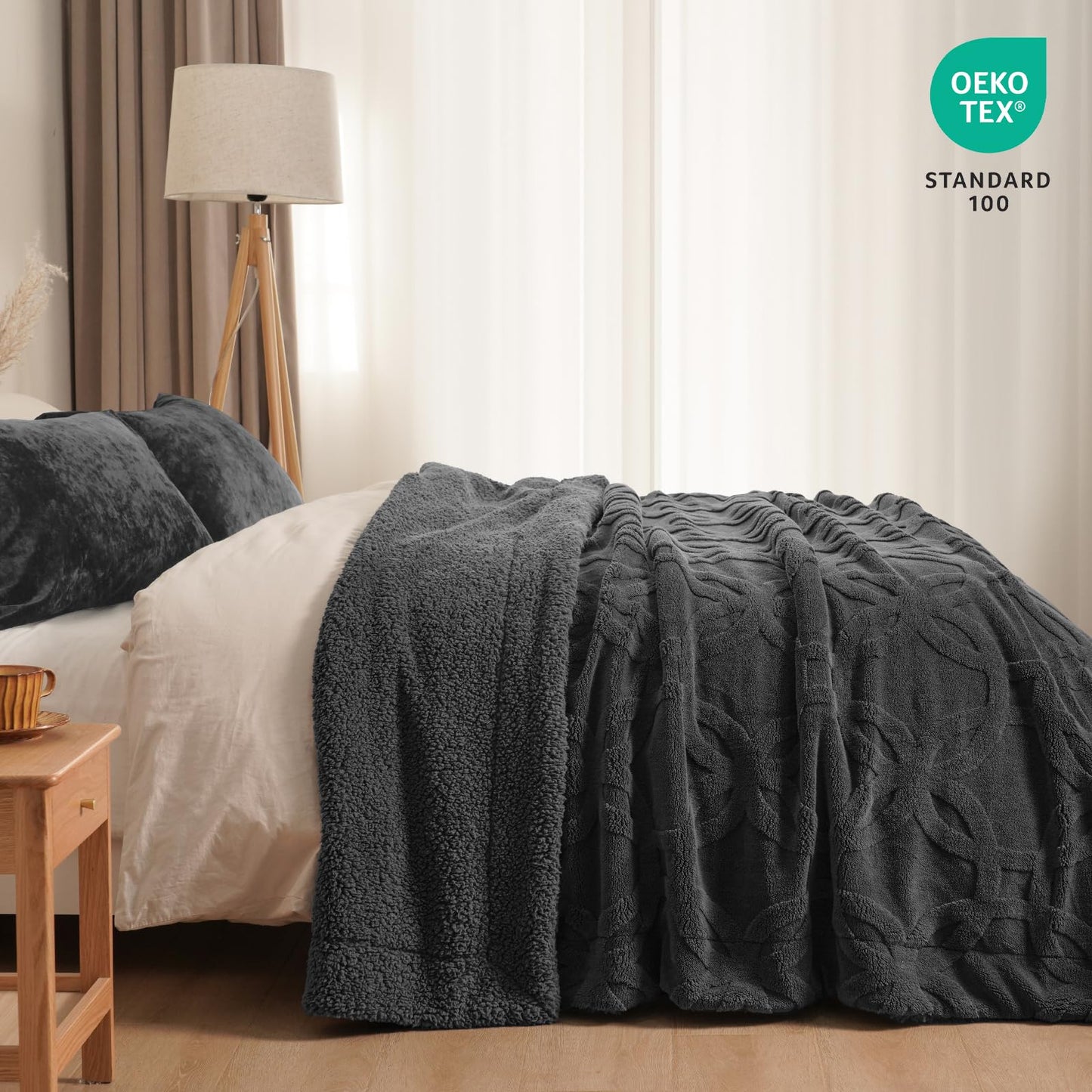 PHF Soft Sherpa Fleece Blanket King Size for Bed, 510GSM Fleece Lightweight Yet Warm Blanket, No Shed No Pilling, 108" x 90", Tufted Jacquard Cozy Thick Bed Throw for Home Decor, Dark Grey