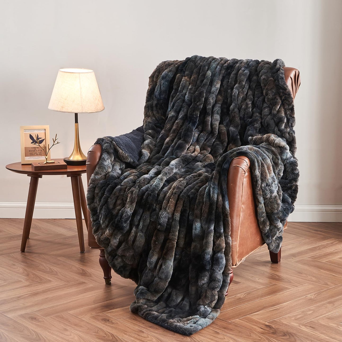 lifein Fall Throw Blanket for Couch-Soft Faux Fur Fuzzy Plush Black Throw Blanket,Cozy Winter Chunky Fluffy Furry Blanket,Comfy Sherpa Throws&Blanket for Bed,Sofa,Chair,Home Decor,Gift(Black,50*60'')
