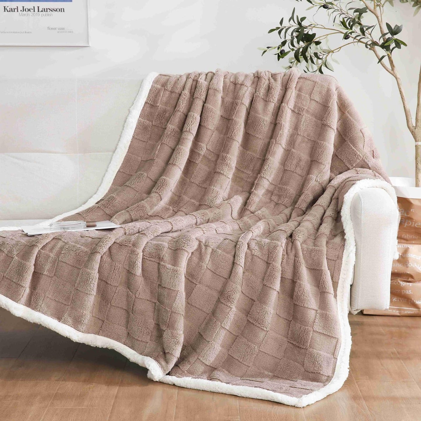 Sherpa Throw Blanket for Couch, Flannel Cozy Soft Blanket for Bed - Fleece, Coffee, 60x80 Inches