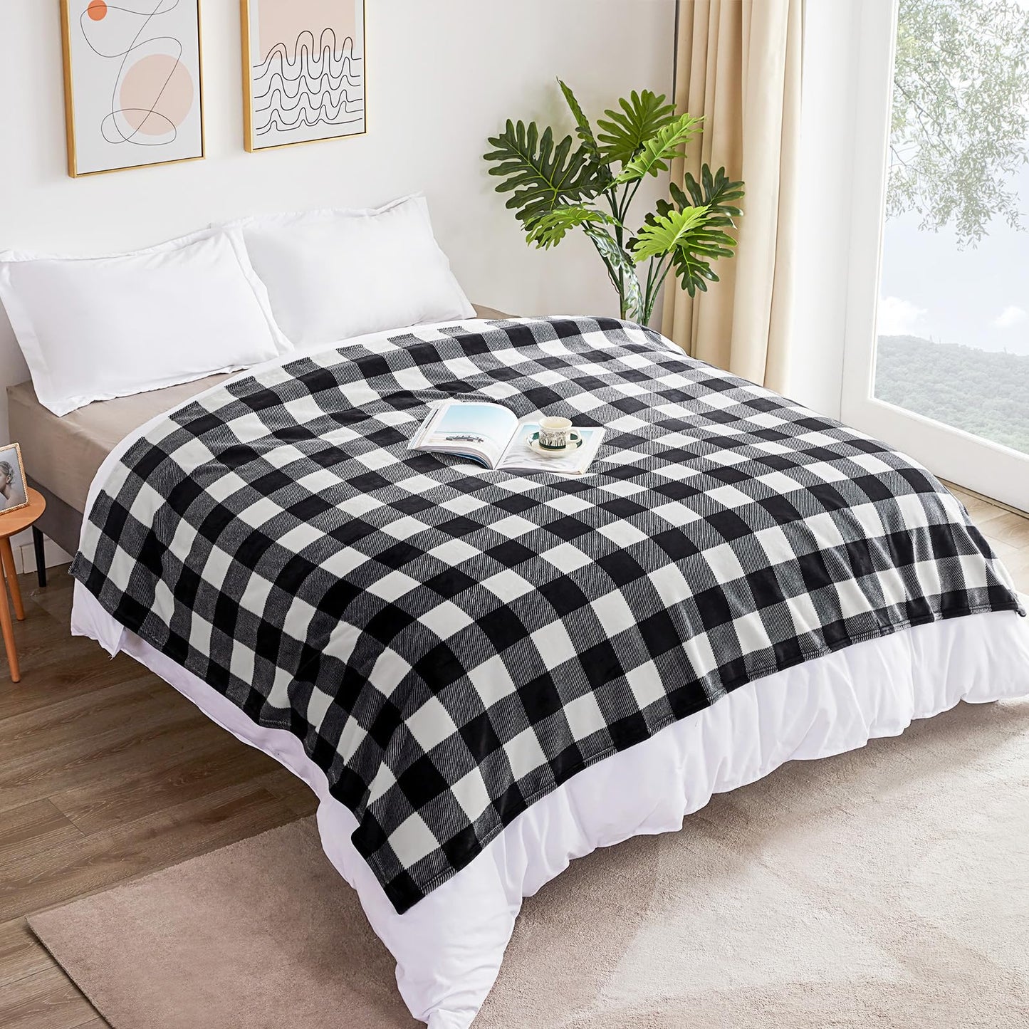 Touchat Fleece Throw Blankets, Buffalo Plaid Throw Blanket for Couch Sofa Bed, Soft Warm Fuzzy Cozy Plush Checkered Blanket, Lightweight Farmhouse Decor(Black and White Plaid, 50“ x60”)