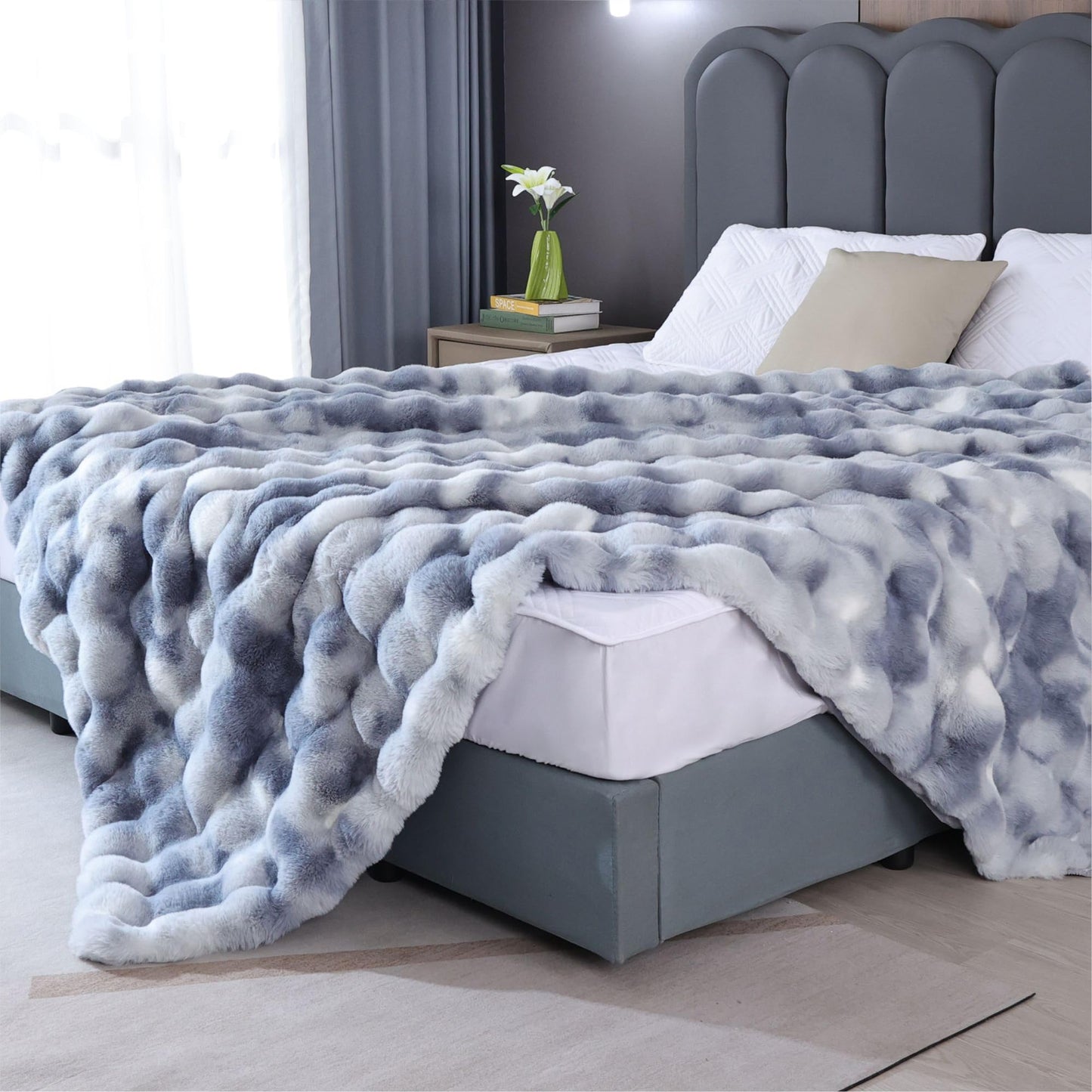 BlanketSolution Faux Fur Soft Fluffy Tie-dye Blue Throw Blanket for Living Room Bedroom Couch 60X80 Fuzzy Bubble Thick Throw Blanket Decorative Blanket Home Decor 860 GSM