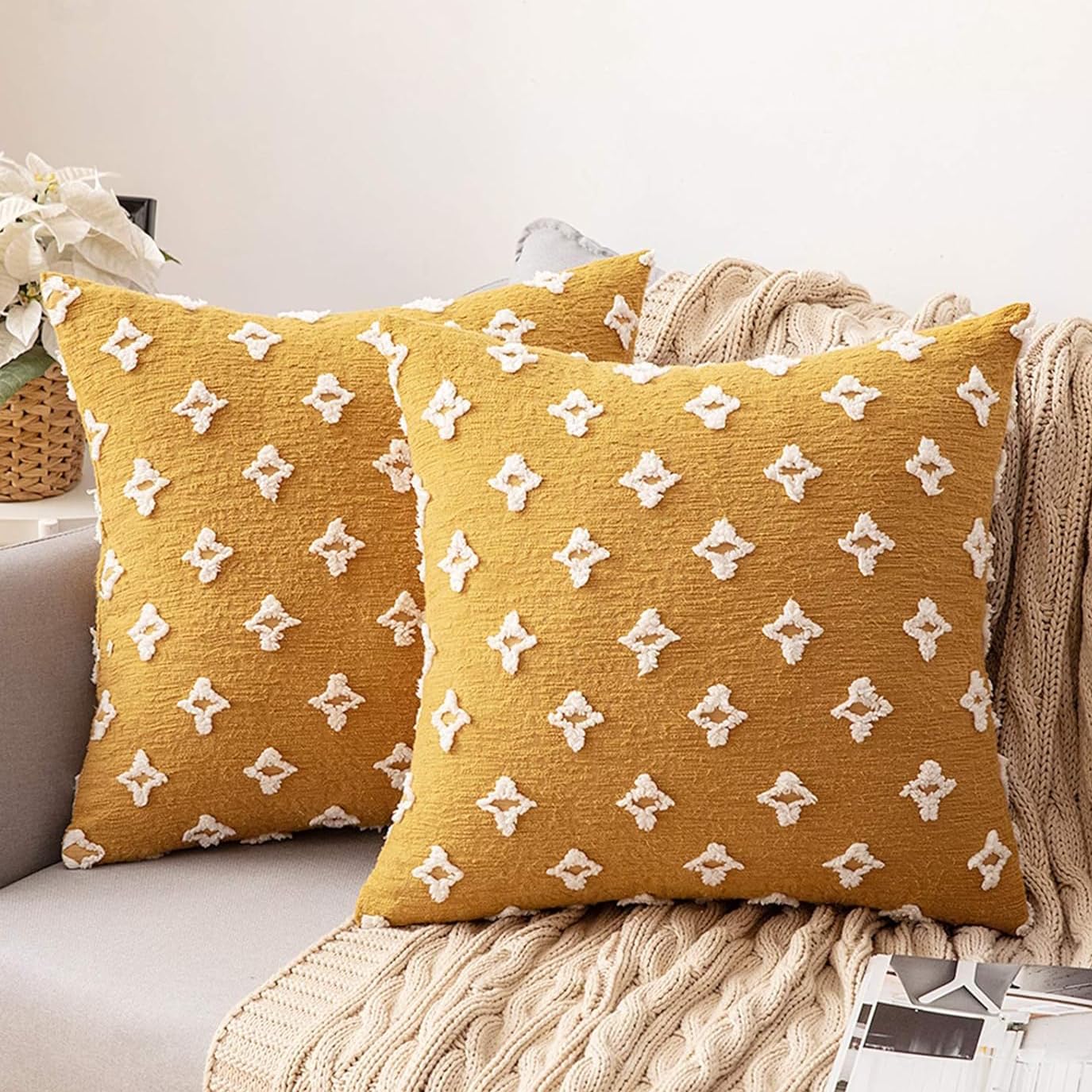 MIULEE Set of 2 Decorative Throw Pillow Covers Rhombic Jacquard Pillowcase Soft Square Cushion Case for Summer Spring Couch Sofa Bed Bedroom Car Living Room 18x18 Inch Yellow