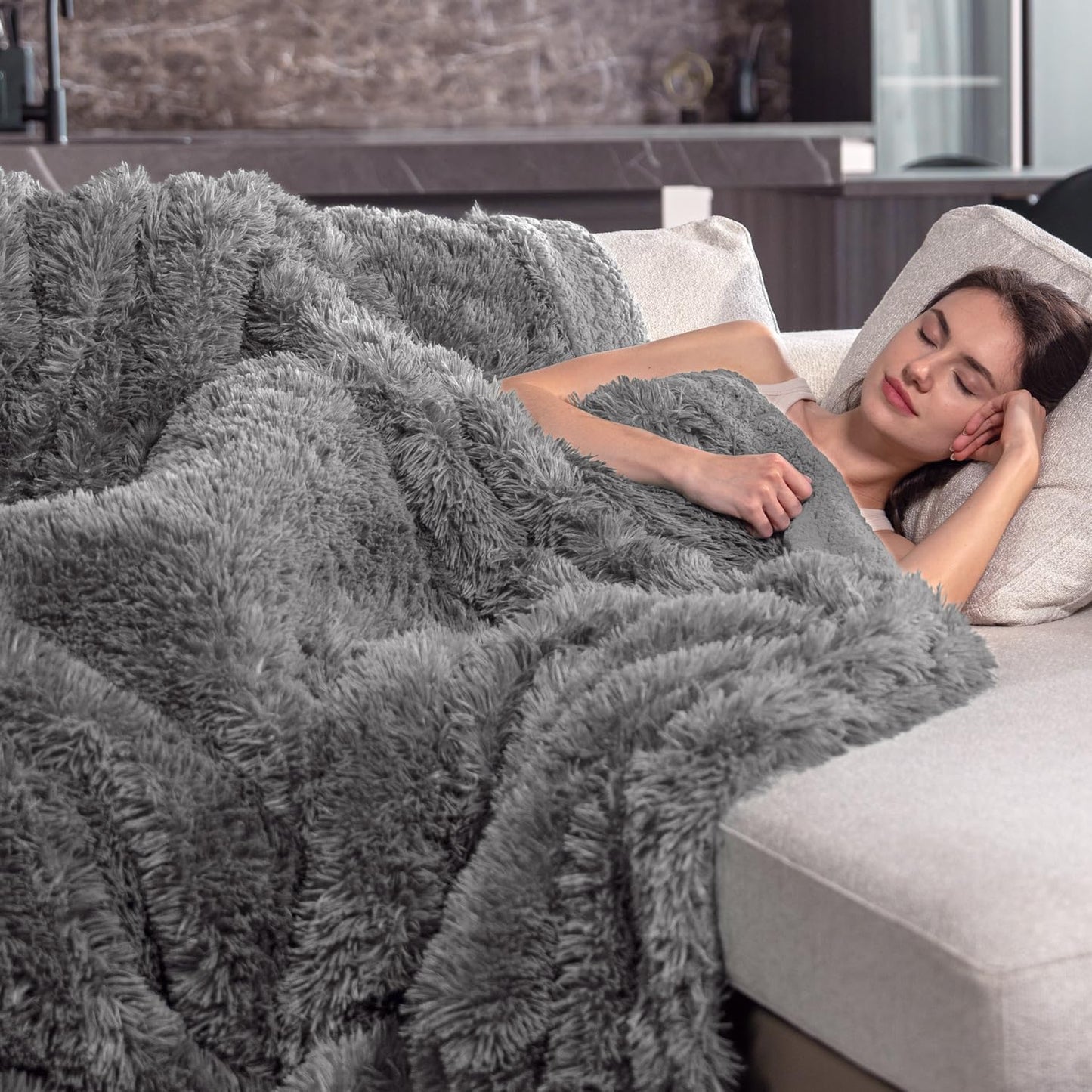 Pawque Faux Fur Blankets Queen Size 60x80 inches, Super Soft Fuzzy Fluffy Blanket, Warm Thick Sherpa Long Hair Shag Reversible Lightweight Cozy Throw for Bedroom Sofa Couch, Grey