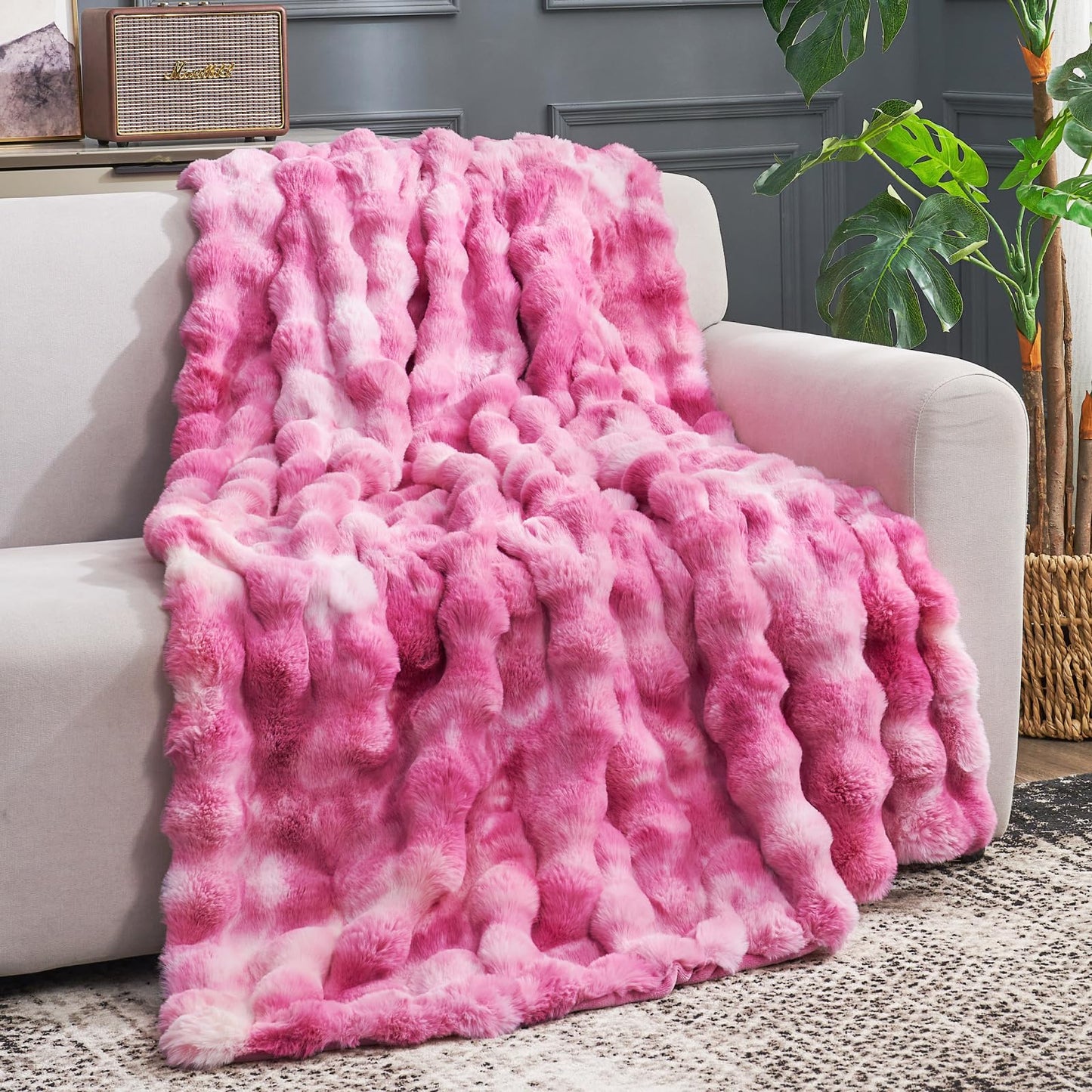 Cozy Bliss Faux Fur Throw Blanket for Couch, Fuzzy Soft Plush Thick Bubble Blanket for Sofa Bedroom Living Room, 50 * 60 Inches Tie Dye Pink