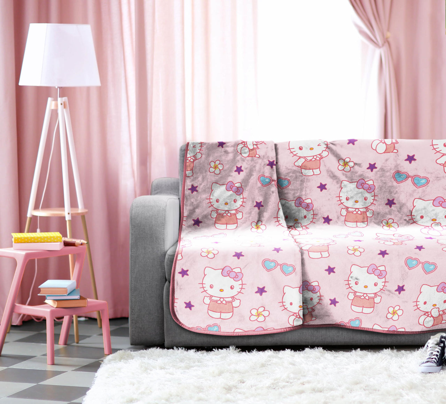 Jay Franco Hello Kitty Heart Sunglasses Plush Blanket - Measures 60 x 90 Inches, Kids Bedding - Super Soft Fleece Bedding