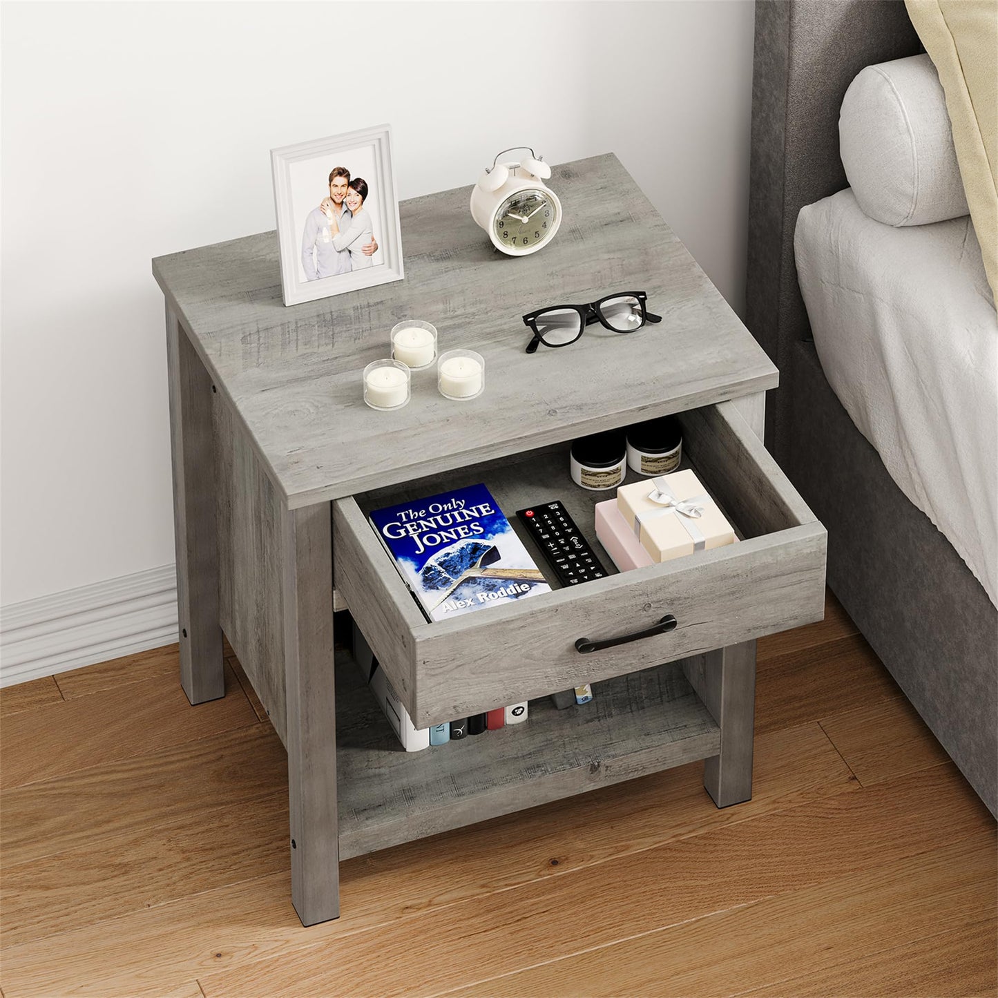 GarveeHome Farmhouse Nightstand Set of 2, Night Stand Bedside Table with Drawer and Storage Shelf, Rustic End Side Table for Bedroom, Living Room, Small Spaces, Grey
