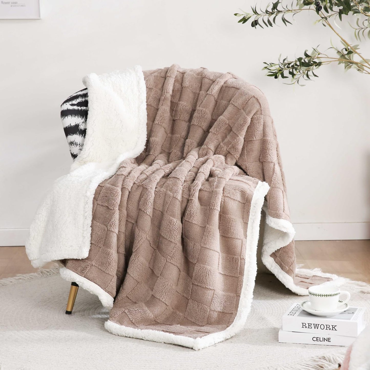 Sherpa Throw Blanket for Couch, Flannel Cozy Soft Blanket for Bed - Fleece, Coffee, 60x80 Inches