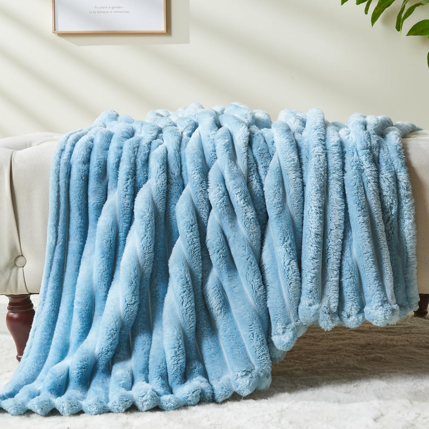 NEWCOSPLAY Super Soft Throw Blanket Blue Premium Silky Flannel Fleece 3D Ribbed Jacquard Lightweight Bed Blanket All Season Use (Blue Ribbed, Throw(50"x60"))