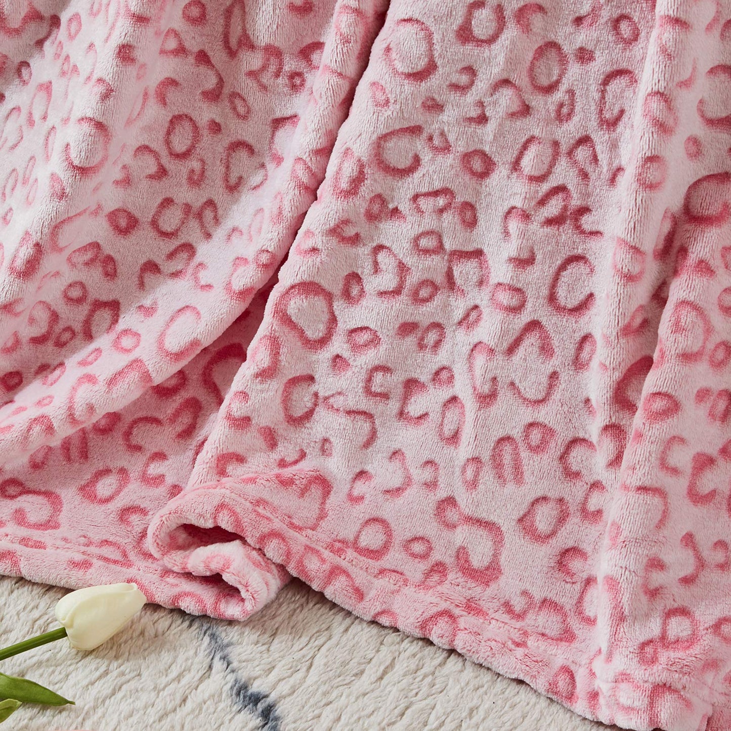FY FIBER HOUSE Pink Throw Blanket Leopard Print Blanket Flannel Fleece Cheetah Print Cute Plush Throw for Couch, 50"X60"