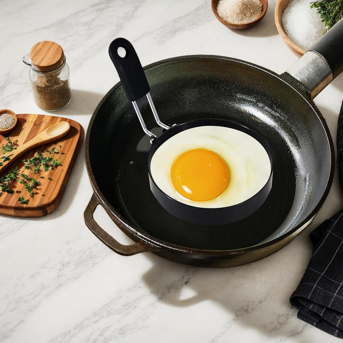 4 packs 3.5'' Egg Rings Set with Silicone Handle, Stainless Steel Egg Cooking Rings,Nonstick，For Frying Eggs and Egg Mcmuffins, Egg Mold For Breakfast