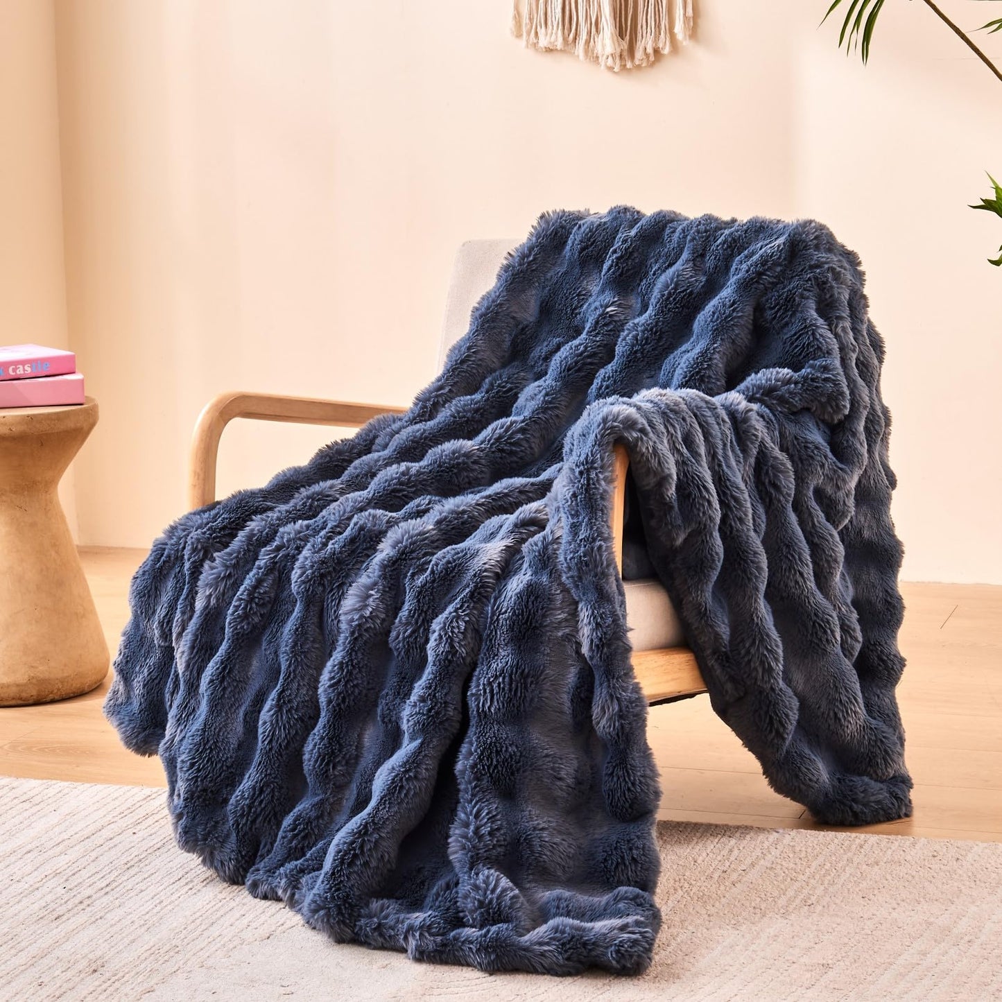 DOISING Soft Cozy Plush Faux Rabbit Fur Grey Throw Blanket, Decorative Boho Fluffy Blanket for Couch Bed Sofa Chair and Living Room, Luxury Fuzzy Fleece Winter Throw Blankets for Women, 50x60''