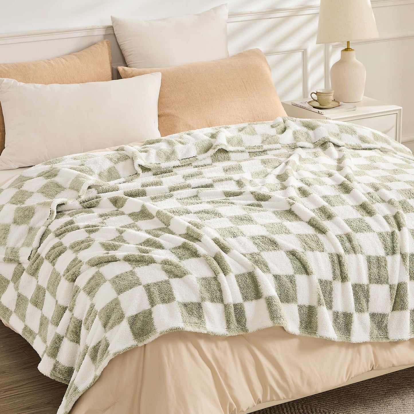 EMME Checkered Blanket Twin Size - 60"x80" Green Knit Blanket Soft Fluffy Patterned Throw Blankets for Couch, Sofa, Chair, Bed, Camping, Picnic, Travel