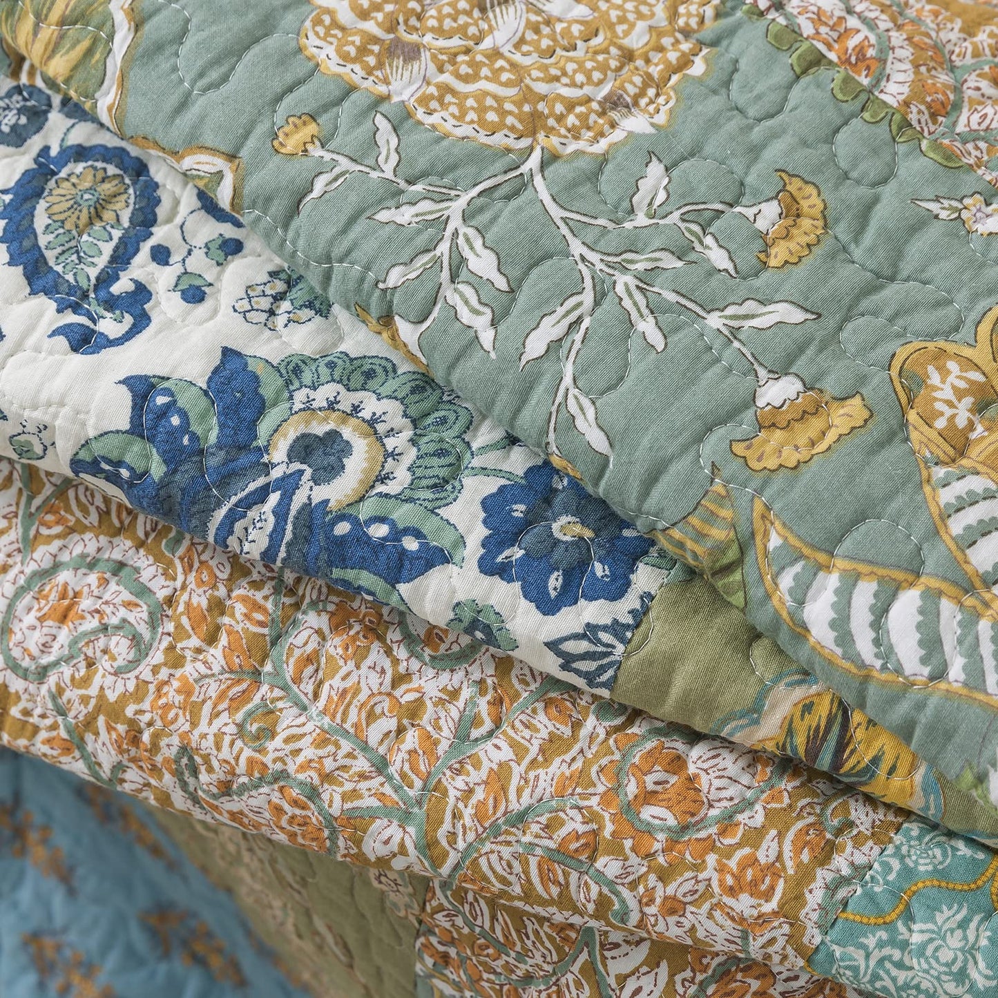 NEWLAKE Cotton Quilted Throw Blanket for Bed Couch Sofa, Reversible Patchwork Matelasse Blanket with Real Stitched Embroidery, Bohemian Floral Pattern, 60X78 Inch