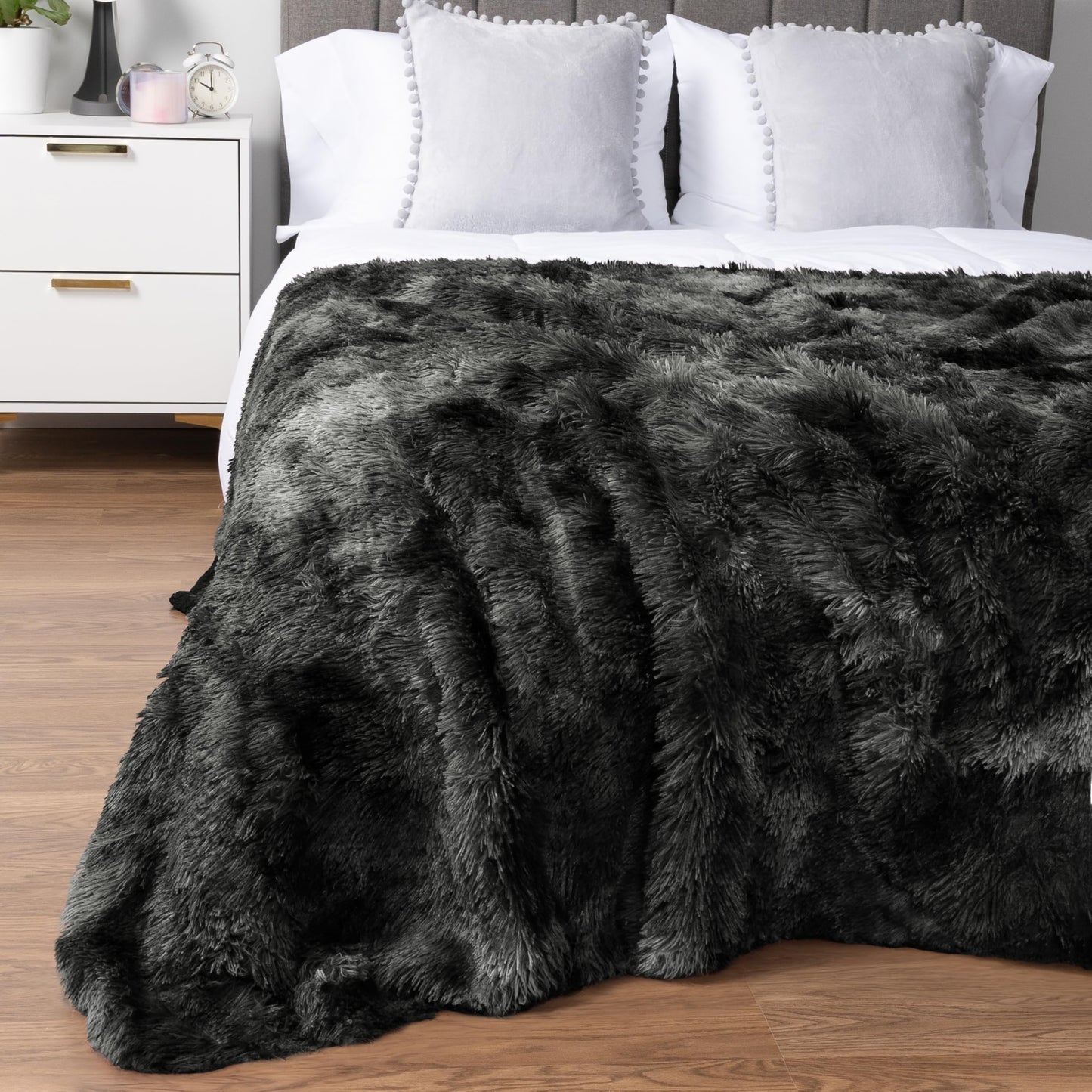 Pavilia Black Fluffy Bed Blanket, Queen Size, Fuzzy Plush Warm Large Blanket for Couch Sofa, Super Soft Thick Faux Fur Sherpa, Tie-Dye, 90x90