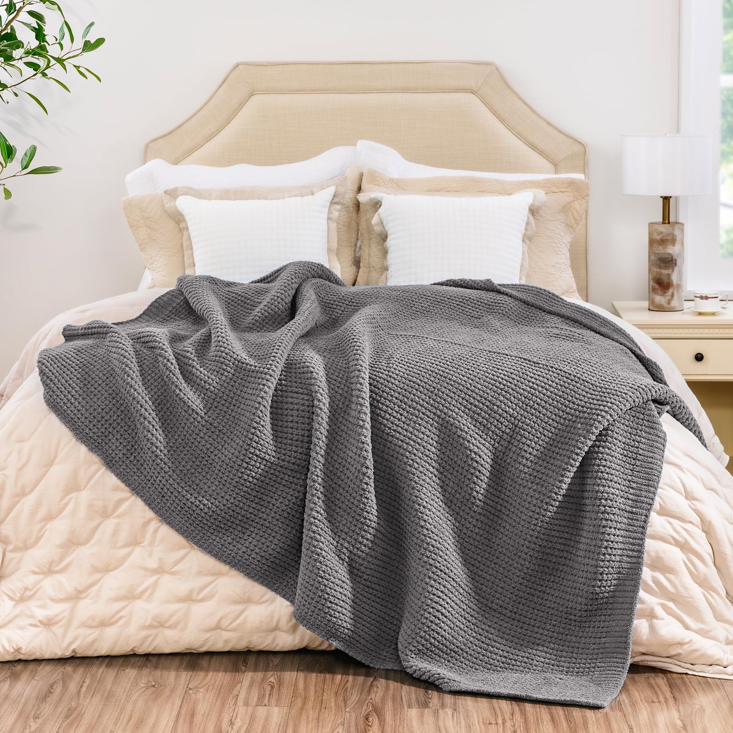 blunique Waffle Knit Throw Blanket, Luxury Cozy Chunky Knit Throw Blanket for Couch, 50 x 60 Thick Ultra-Soft Feather Yarn Knitted Blanket for Sofa, Bed, Home Decor - Grey