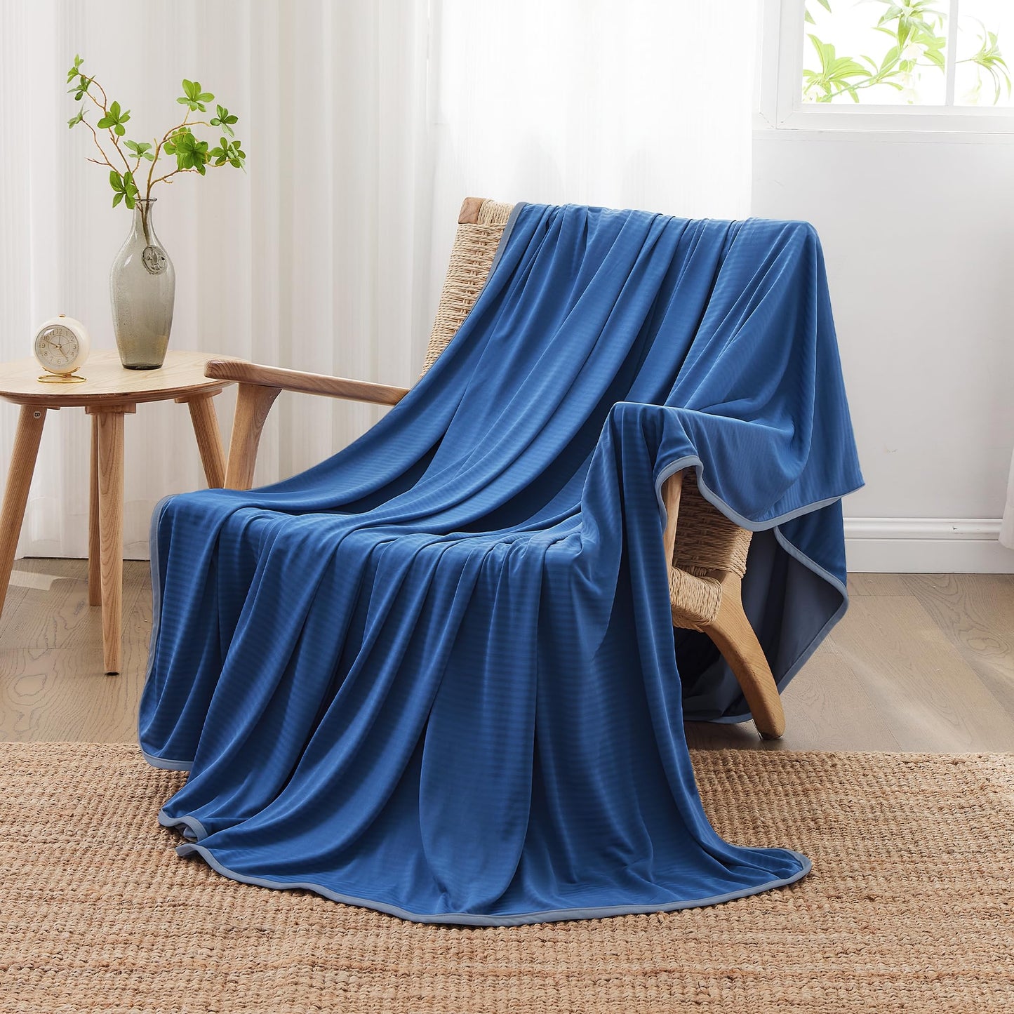 JOOJA Cooling Blanket for Hot Sleepers Queen Size Double Sided Ultra Cold Effect Cool Blanket for Adults Kids Pet Dogs Ocean Blue 90x90 Inches