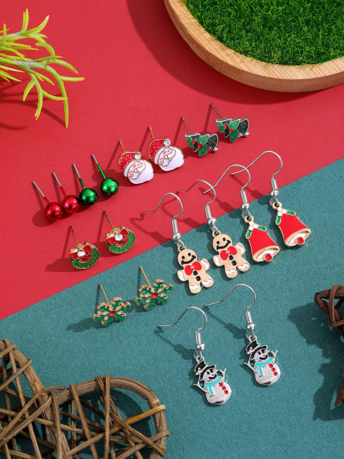 54 Pairs Hypoallergenic Holiday Earrings Set for Girls Women Halloween Christmas Fall Thanksgiving Earrings Valentine's Day St. Patrick’s Day Easter 4th of July Earring
