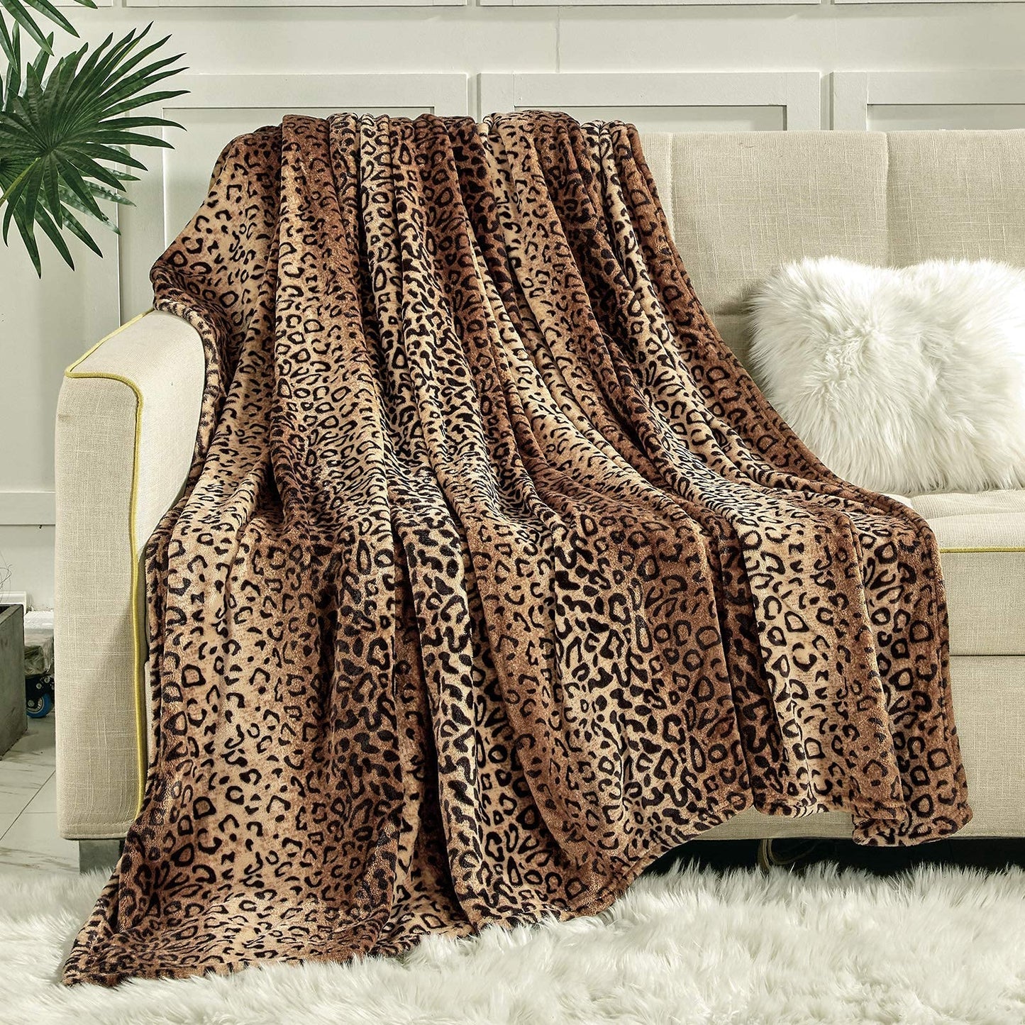 Viviland Flannel Fleece Blanket Queen Size 90x90 inches, Lightweight, Super Soft Cozy Warm Blanket, Leopard Print