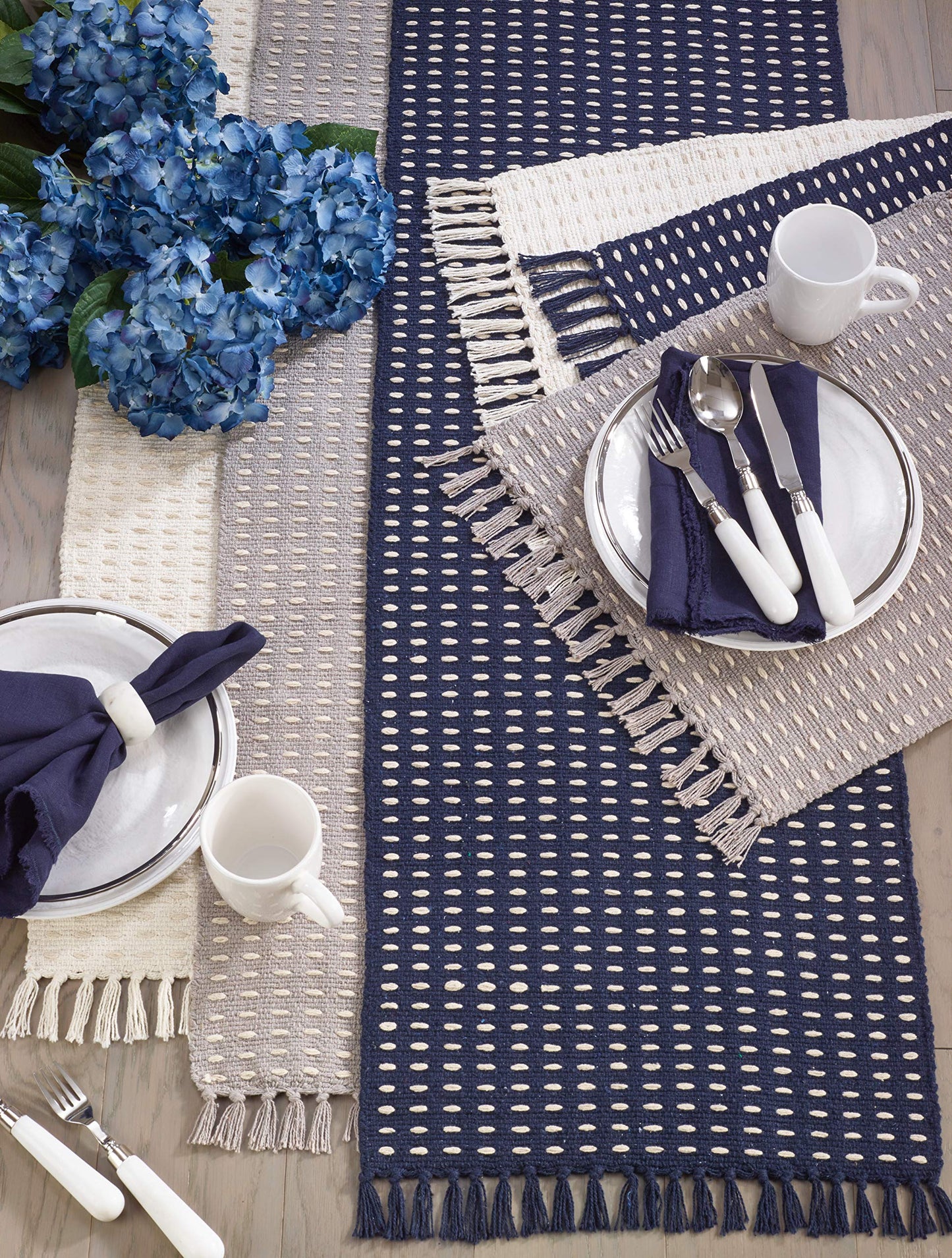 SARO LIFESTYLE Dashed Woven Table Runner, 16"x72", Natural